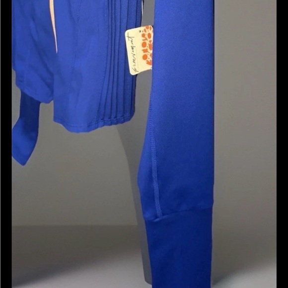FREE PEOPLE FP MOVEMENT BLUE PLAYIN' FOR KEEPS LAYER ZIP HOODIE TRACK JACKET XS - Picture 5 of 6